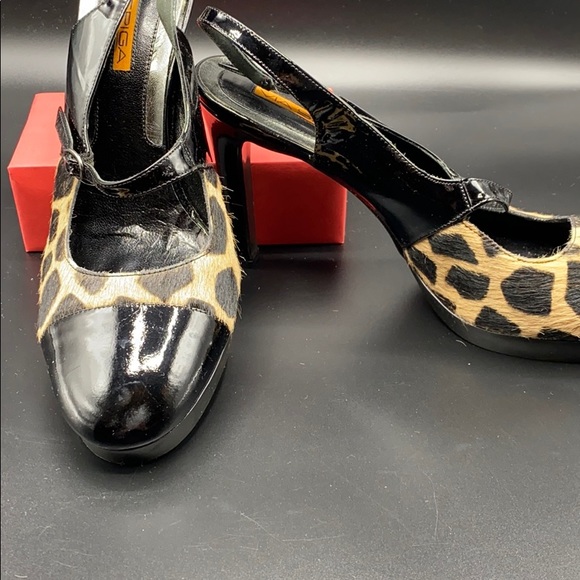 Vintage Via Spiga Patent Leather Mary Janes Animal - Picture 15 of 16